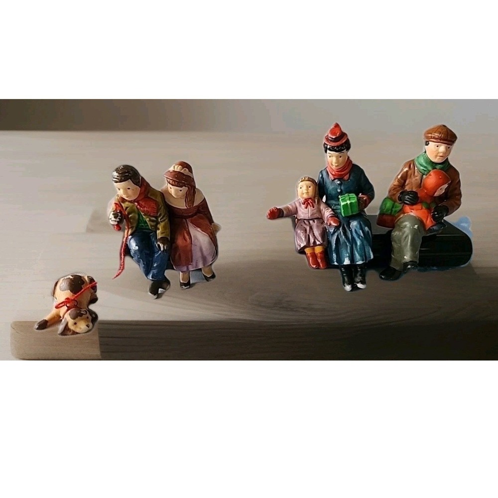 Vintage Heritage Collection Christmas At The Park Set Of 3 Handpainted Figurines